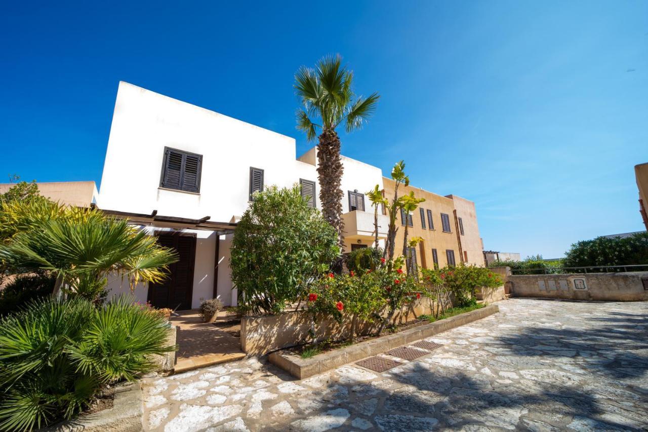 Elimi Favignana Apartments - Residence In Citta 외부 사진